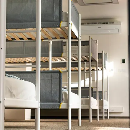 Wild Elephants Hostel Bratislava