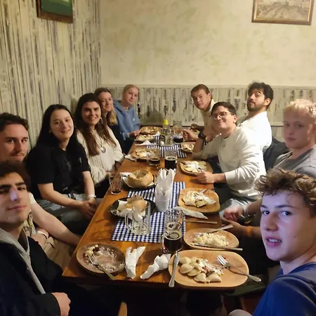 Wild Elephants Vandrarhem