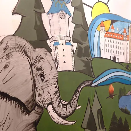Vandrerhjem Wild Elephants Bratislava